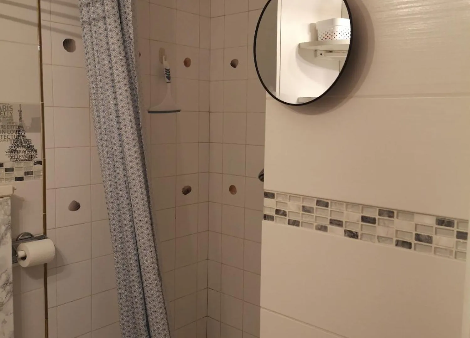 Studette Meublee, Ranelagh Paris 16E Apartment