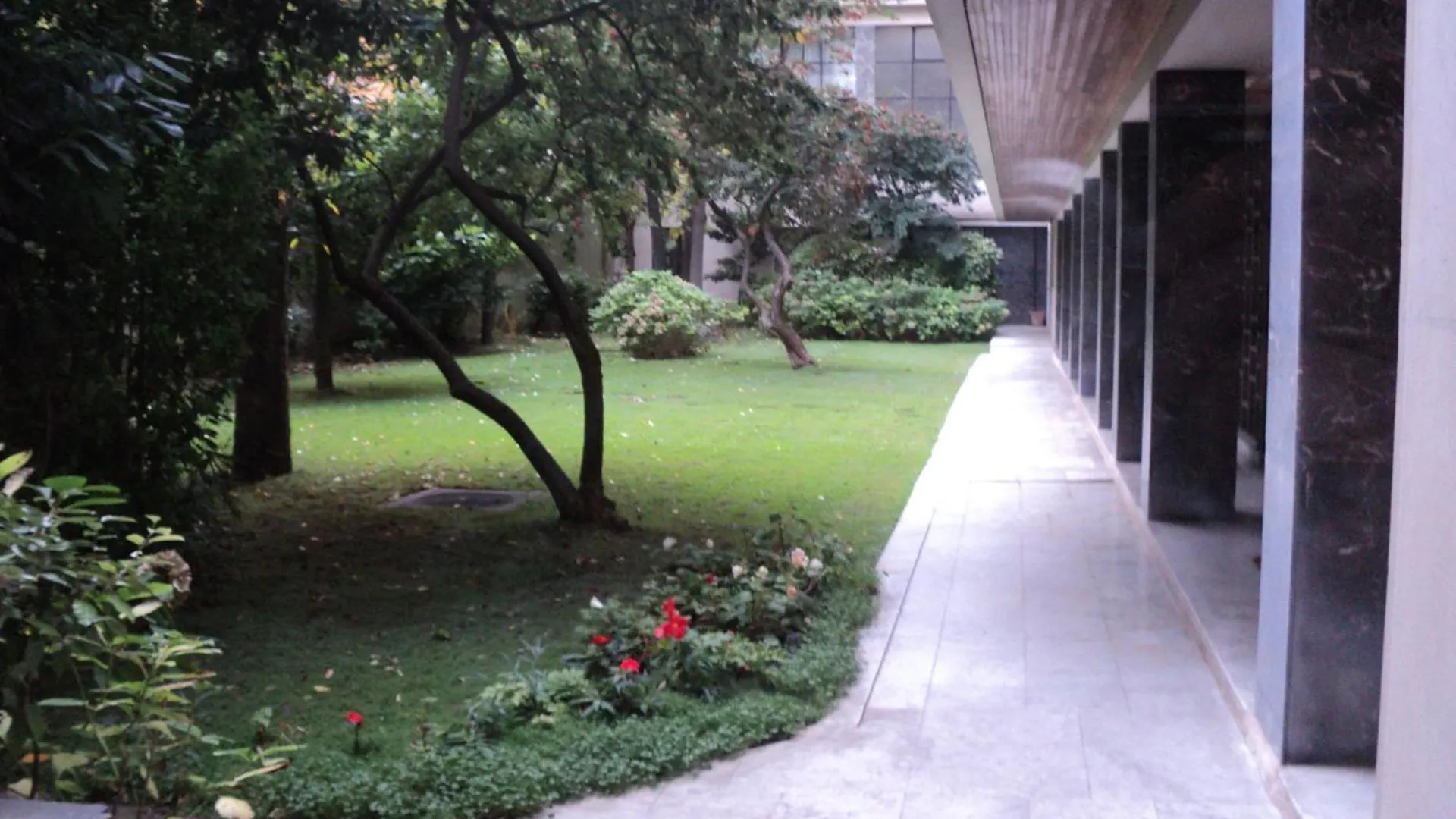 Studette Meublee, Ranelagh Paris 16E Apartment 0*,  France
